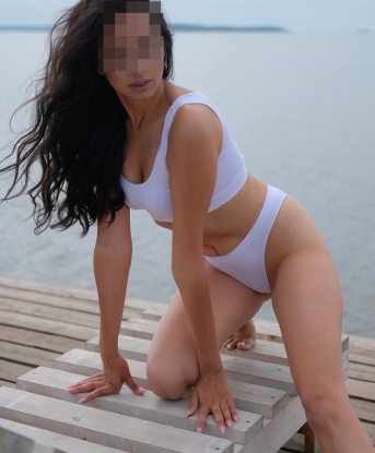 Ева, 23